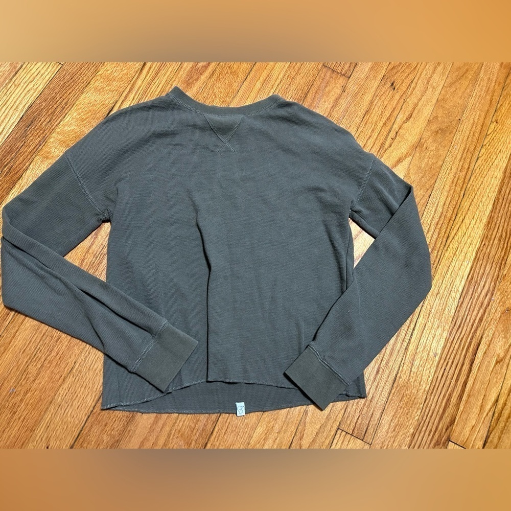 Kuwalltee Olive Green Women’s Thermal Size XS ( A Bit  Oversized )‎